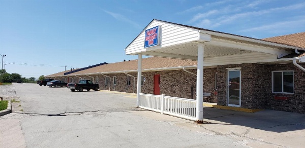 Family Budget Inn image 1