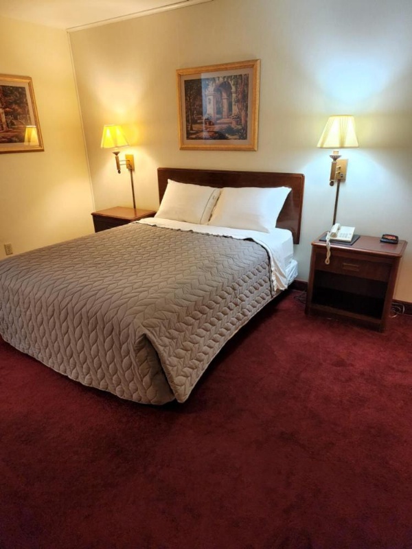 Family Budget Inn image 11