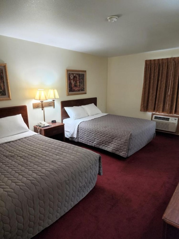 Family Budget Inn image 13