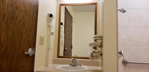 Family Budget Inn image 5
