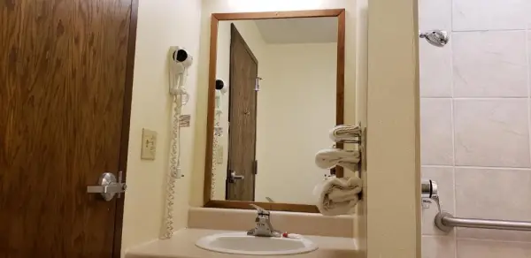 Family Budget Inn 5